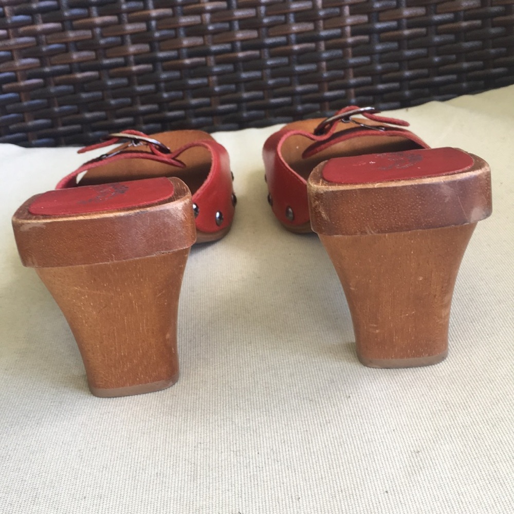 Somethin’ Else From Skechers - Clog Sandals - image 3